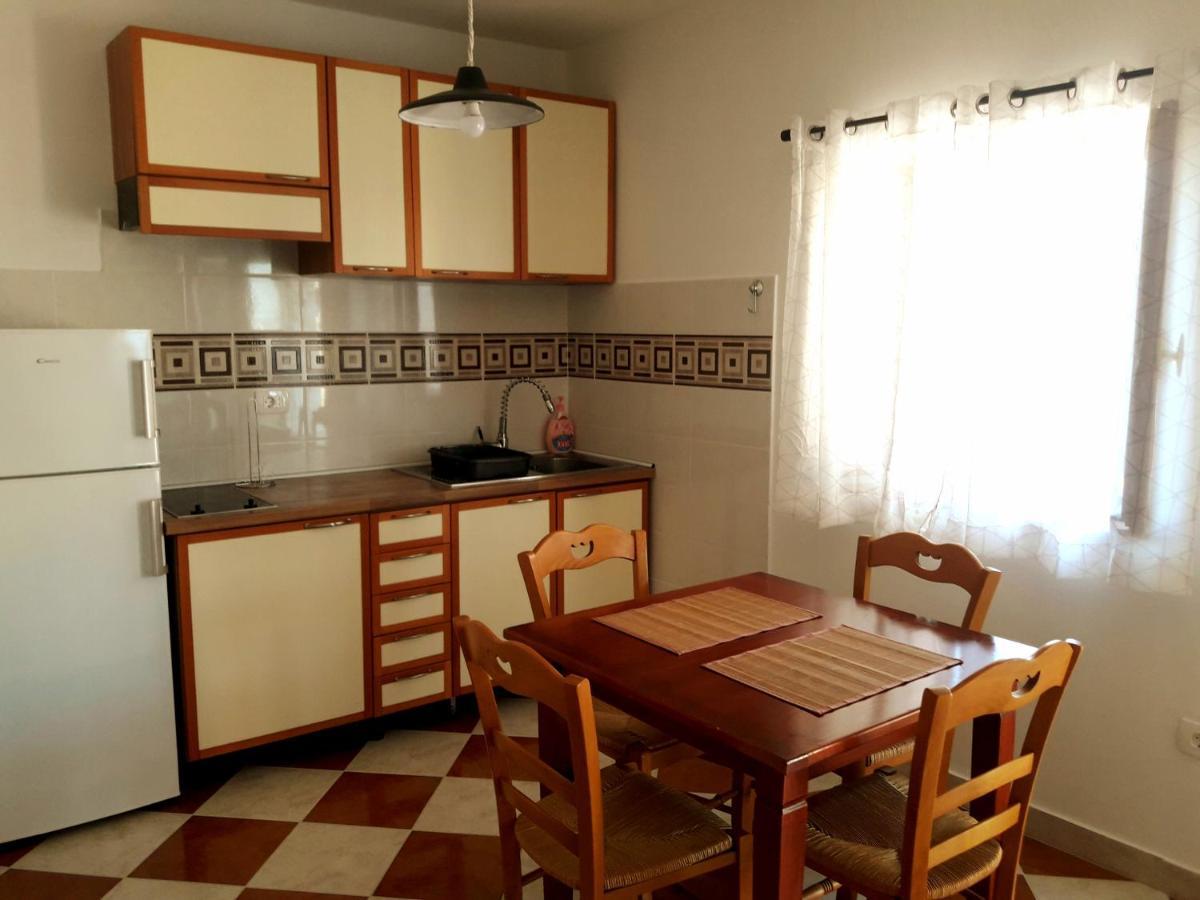Casa Istriana Nona Pina Βίλα Kaštelir Εξωτερικό φωτογραφία