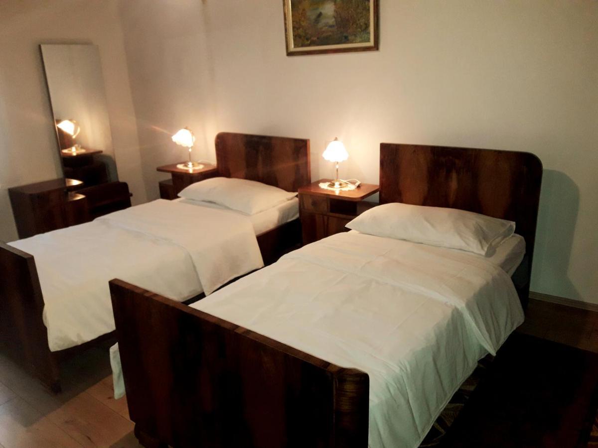 Casa Istriana Nona Pina Βίλα Kaštelir Εξωτερικό φωτογραφία