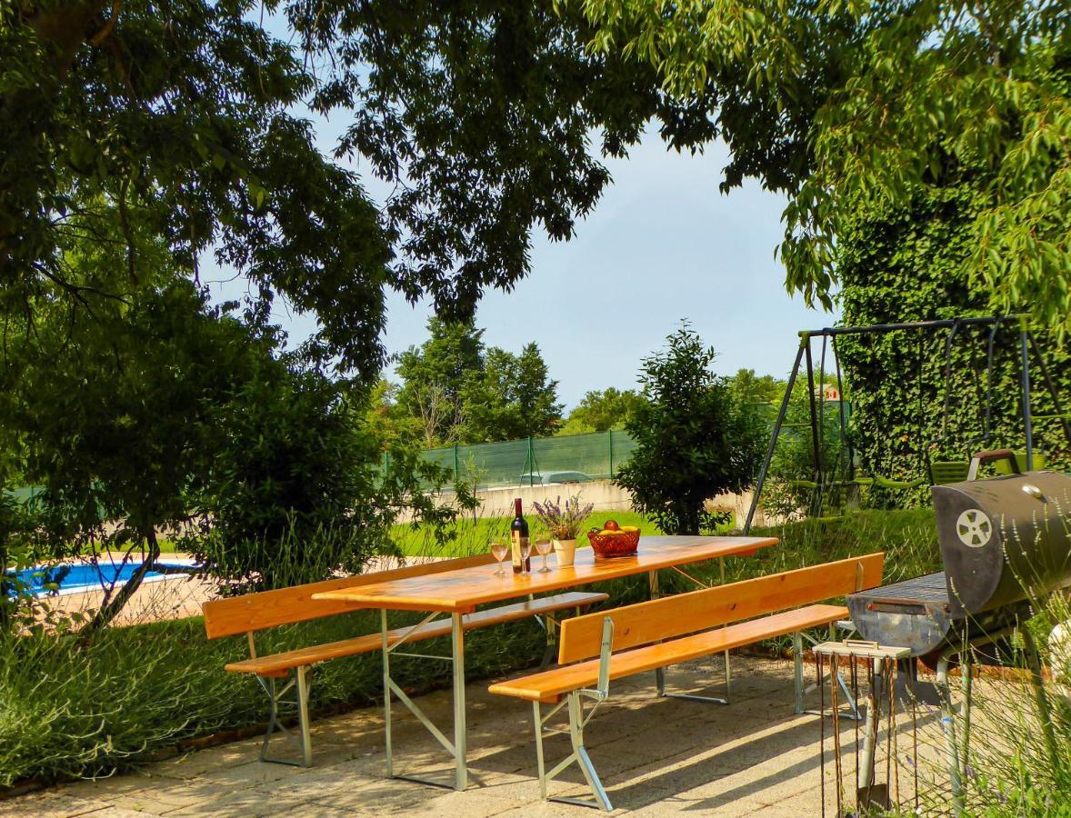 Casa Istriana Nona Pina Βίλα Kaštelir Εξωτερικό φωτογραφία